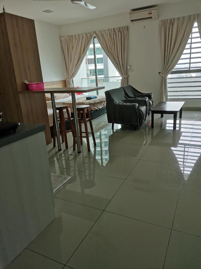 Studio Apartment Cyberjaya Near Bus Terminal Екстериор снимка